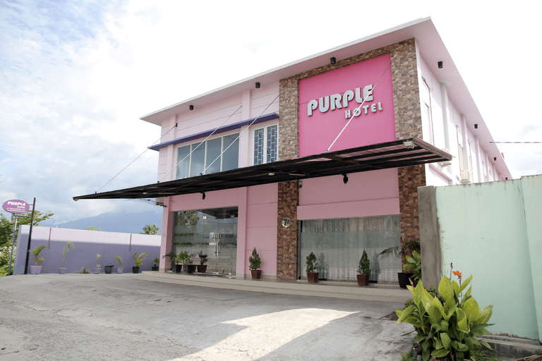 OYO 1138 Purple Hotel, Palu
