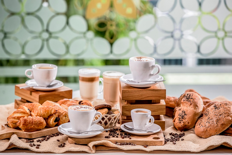 Khas Hotel Malioboro - Food & Drinks