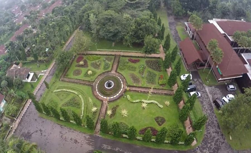 Kebun Teh Rollaas Hotel & Resort, Malang