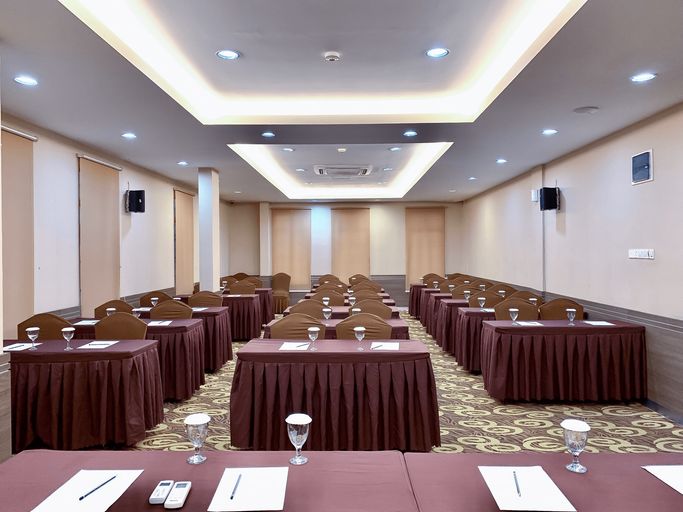 OS Hotel Edukits ( FKA Venesia Hotel ), Batam
