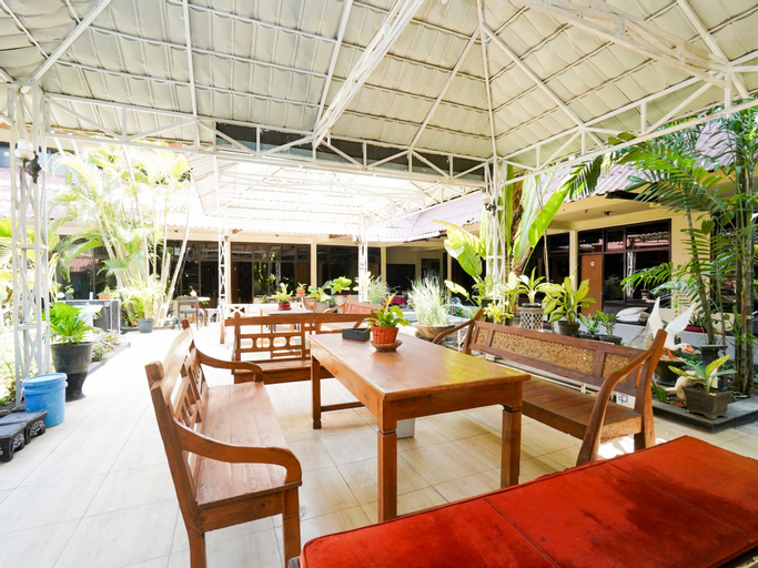 OYO 1652 Hotel Tampiarto, Probolinggo