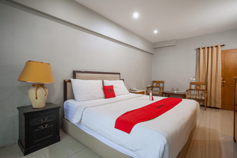 Bedroom 3, RedDoorz Plus @ HR Muhammad, Surabaya