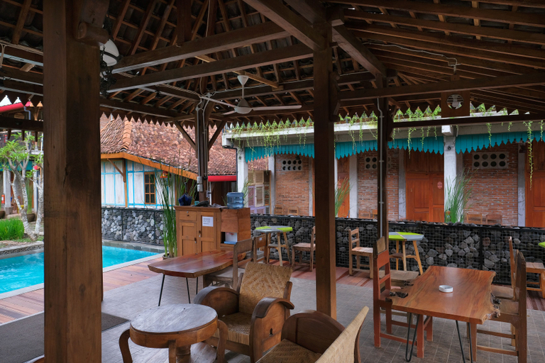 Kampung Lawasan Heritage Cottage Yogyakarta - Food & Drinks