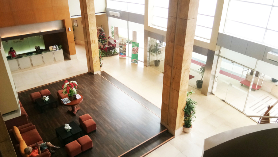 Public Area 18