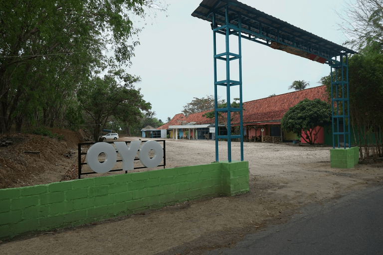 Exterior & Views 3, OYO 1148 Pelangi Hotel New Teluk Uber, Bangka
