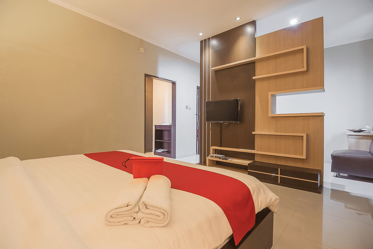 RedDoorz Plus @ Tanjung Pandan Belitung 2, Belitung