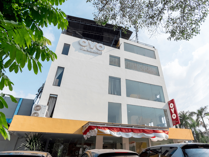 OYO 1348 Flagship Hotel Home Anaya, Medan