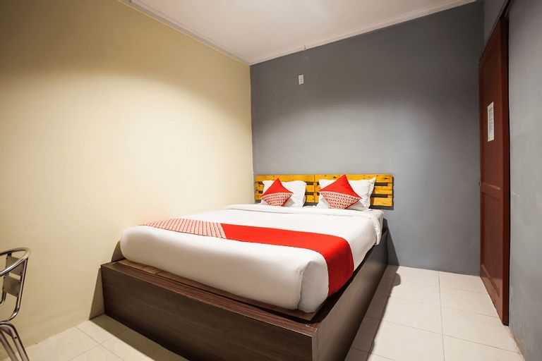 OYO 990 Stadion Residence Syariah, Medan