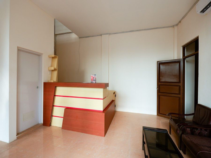 RedDoorz near Akademi Kepolisian Semarang, Semarang