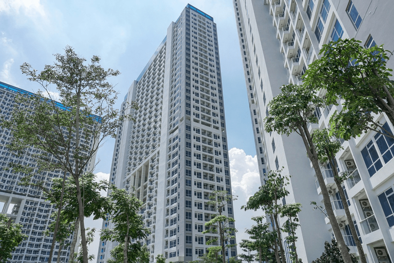 City View 1BR at Puri Mansion Apartment By Travelio, Jakarta Barat