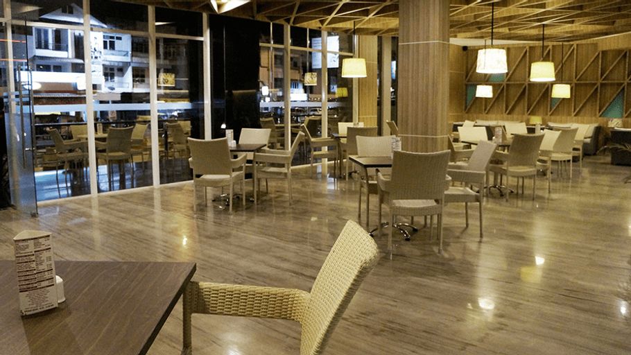 Orchardz Hotel Gajahmada, Pontianak