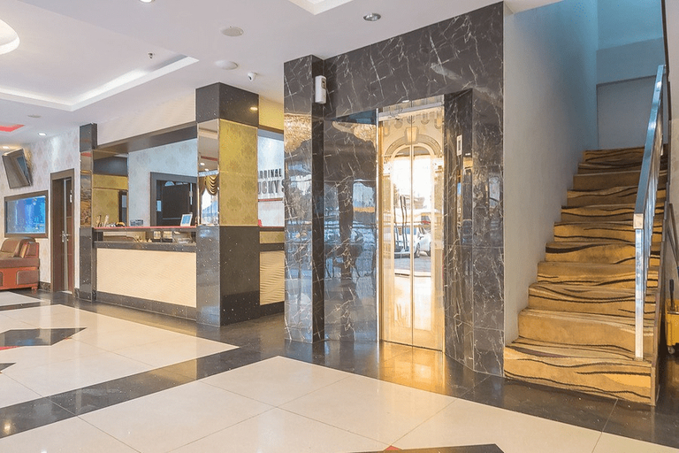 Public Area 4, RedDoorz Premium near Grand Batam Mall, Batam