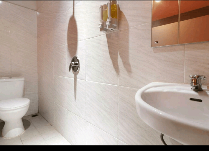 Lantai 6 Hotel, North Jakarta