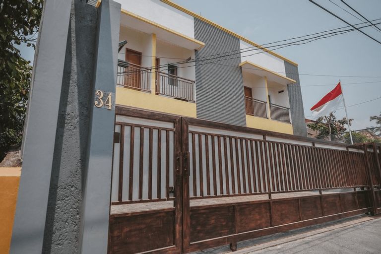 RedDoorz Syariah near Pahoman Stadium Lampung, Bandar Lampung