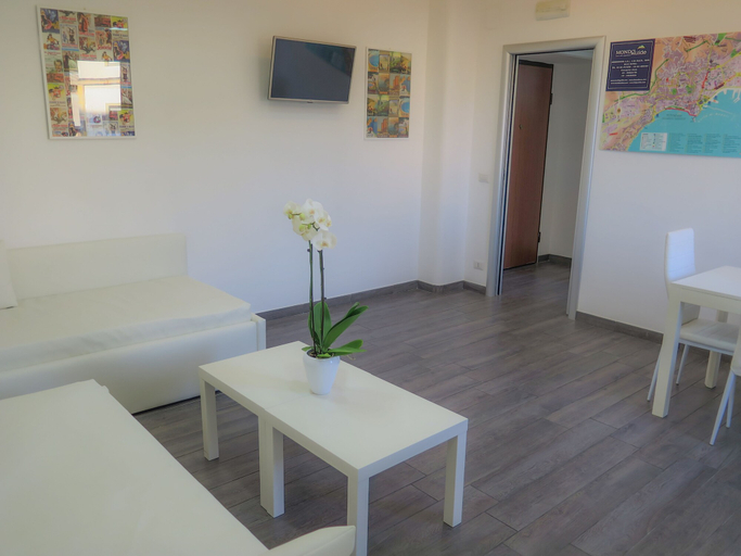 Others 4, Mondo Suites Apartments, Napoli