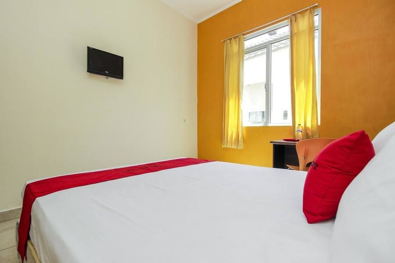 RedDoorz near RSUP Prof. Kandou Manado, Manado