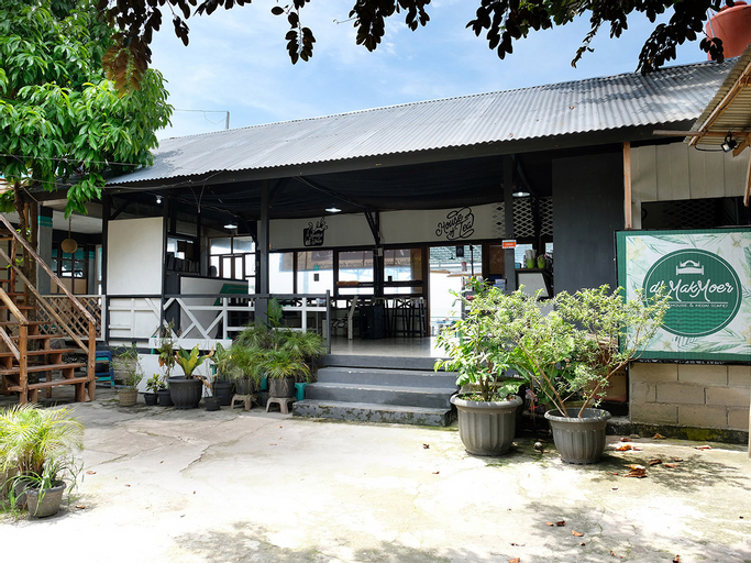 OYO 1853 Guest House D'Makmoer, Belitung