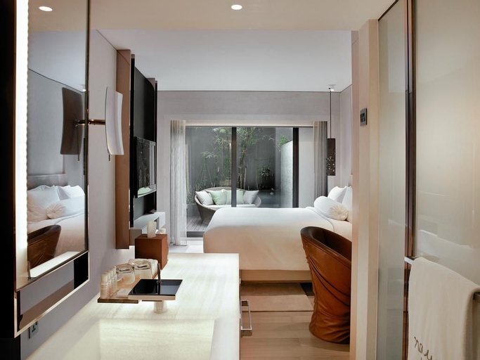 Bedroom 14