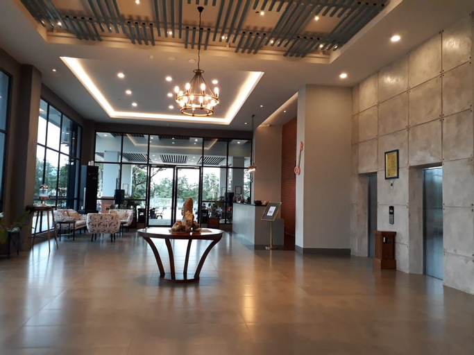 Public Area 16
