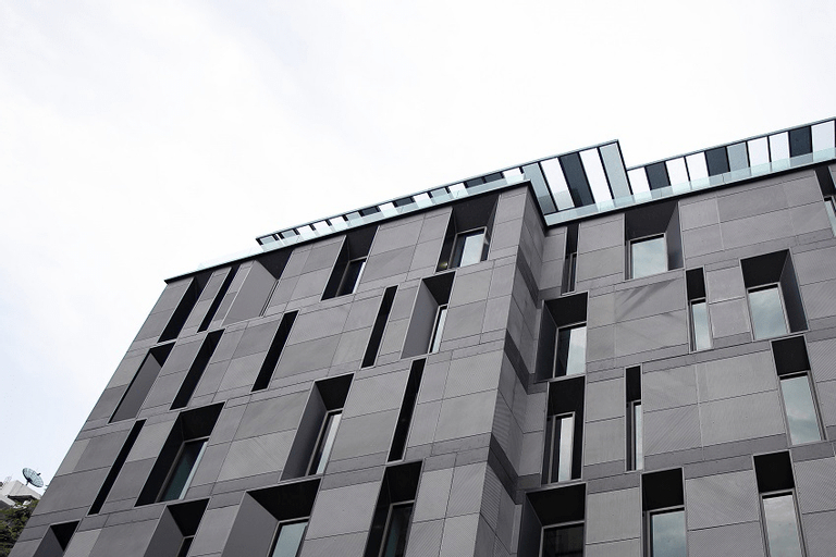 Exterior & Views 11
