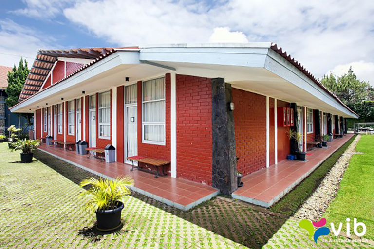 Maple House Hotel Lembang @Villa Istana Bunga, Bandung