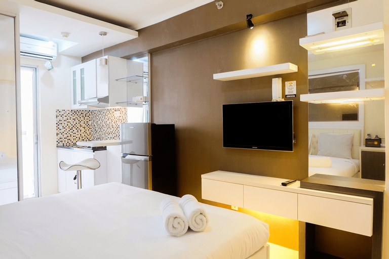 Best Deal Bassura Studio Apartment By Travelio, East Jakarta