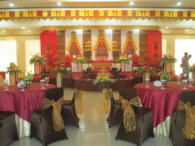 Sutan Raja Hotel Kolaka, Kolaka