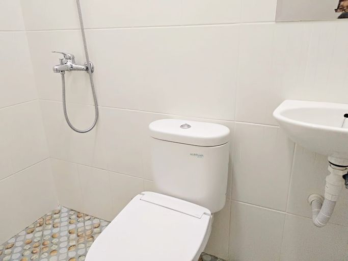 RoomMe Karang Anyar Comfort Zone, Central Jakarta