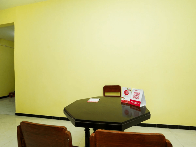 Others 4, OYO 2663 Jombang Permai Syariah Residence, Jombang