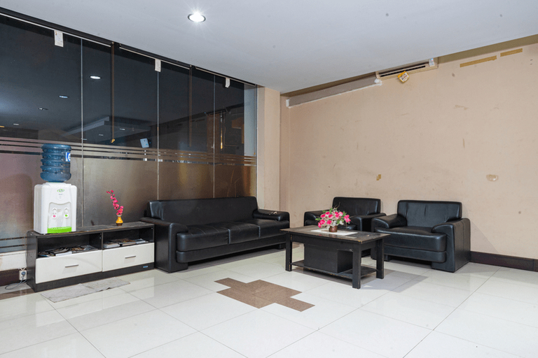 Others 5, RedDoorz near Bahu Mall Manado, Manado