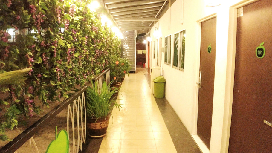 Public Area 4, Apple 1 Hotel Gurney, Pulau Penang