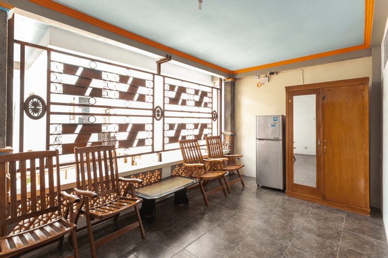 RedDoorz Syariah near Stadion Manahan Solo 2, Solo