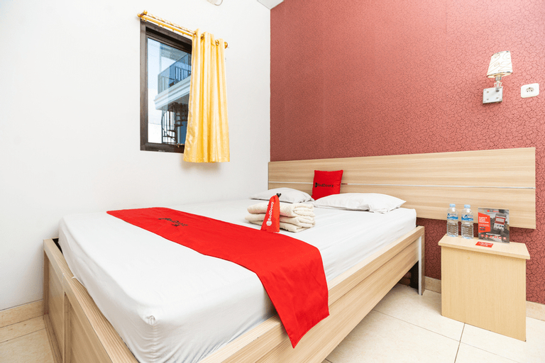 Bedroom 3, RedDoorz Plus @ Jalan Pumorow Manado, Manado