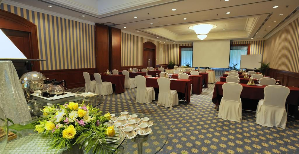 Business Facilities