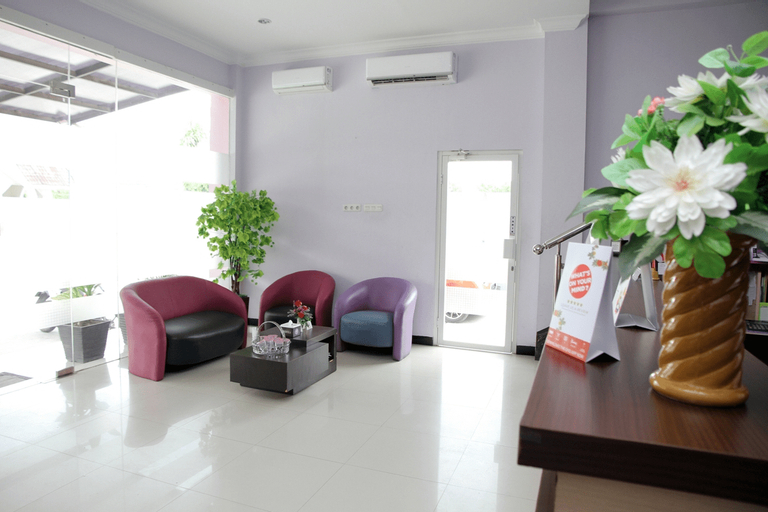 OYO 1138 Purple Hotel, Palu