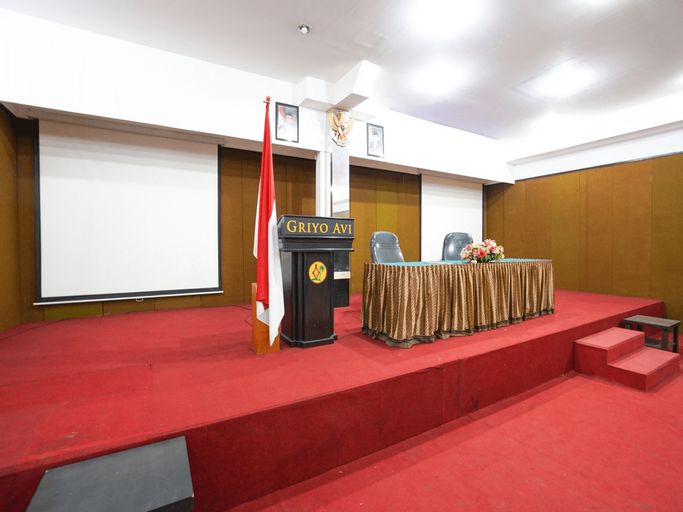 Avi Hotel Surabaya, Surabaya
