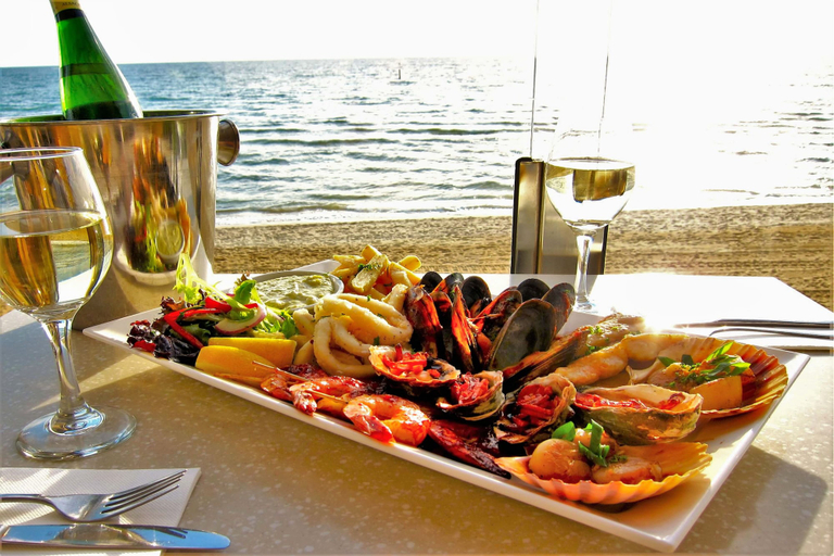 Food & Drinks, Capricorn One Beachside Holiday Apartments, Gold Coast