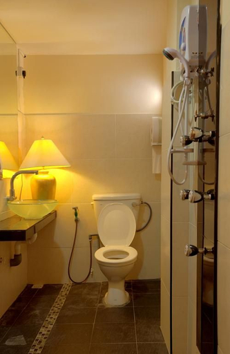 Bathroom 5, Red Inn Cabana, Penang Island