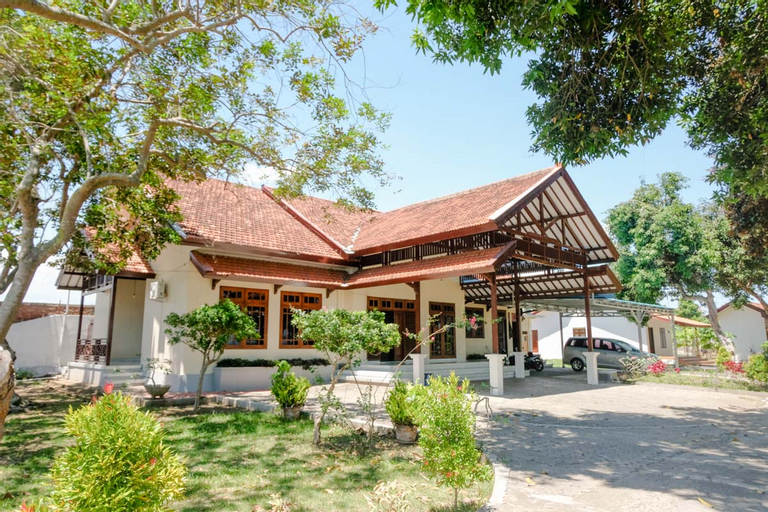 Exterior & Views 2, OYO 2668 Villa Kusuma Residence, Banyuwangi