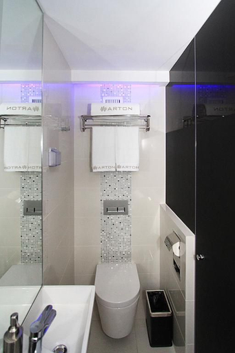 Bathroom 5, Arton Boutique Hotel, Singapore