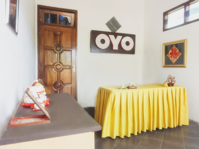 OYO 801 Hansa Homestay, Pacitan
