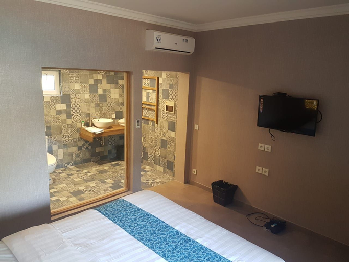 Bathroom 4, Coconut Lodge Resort, Jepara