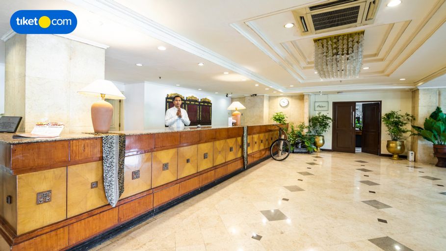 Sahid Surabaya, Surabaya