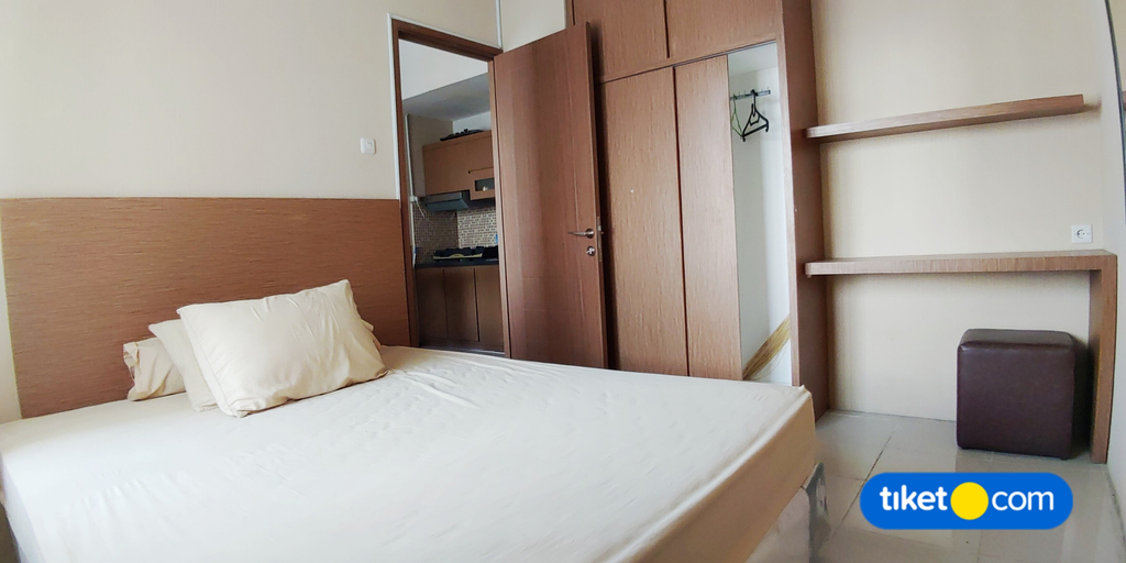 2BR at Pinewood Apartment Jatinangor by Amadda, Sumedang