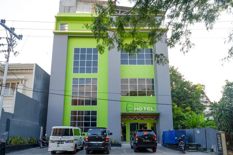 RedDoorz @ G Hotel Luwuk, Banggai