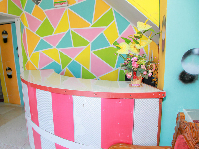 OYO 1278 Wina Beach Hotel, Palu
