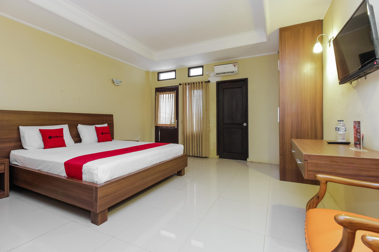 Bedroom 3, RedDoorz near Taman Samarendah, Samarinda