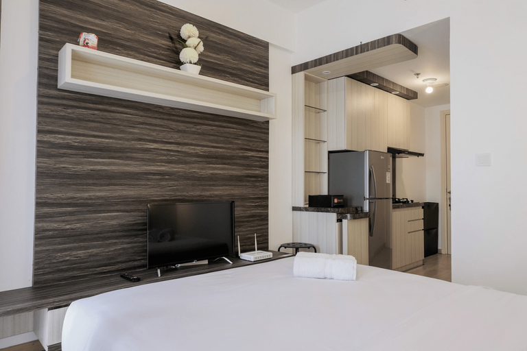 Bedroom 4, Fully Parquette City View Studio Apartment @ M-Town Residence By Travelio, Tangerang