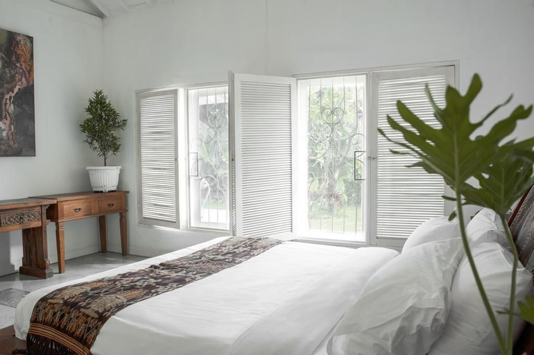 SooBali White Stone, Badung
