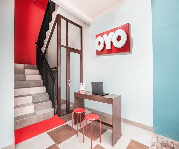 OYO 842 Arafuru Residence Near Rs Duren Sawit, Jakarta Timur